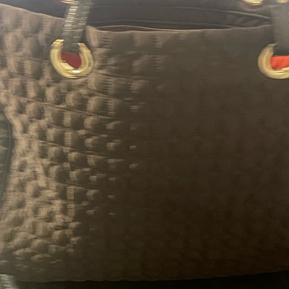 Kate Spade Quilted dark leather tote with signature lining - Picture 2 of 5
